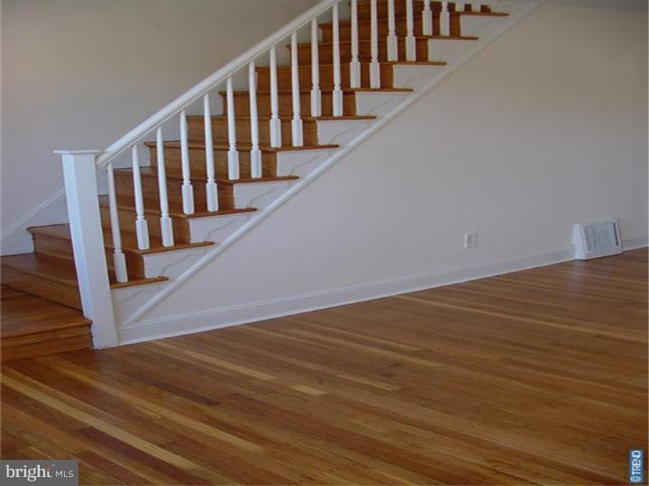 7305 Brookhaven Road Philadelphia, PA 19151 - Photo 6 of 14 Living Room
