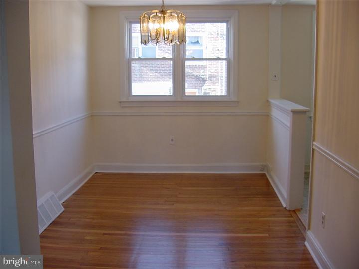 7305 Brookhaven Road Philadelphia, PA 19151 - Photo 7 of 14 Dining Room