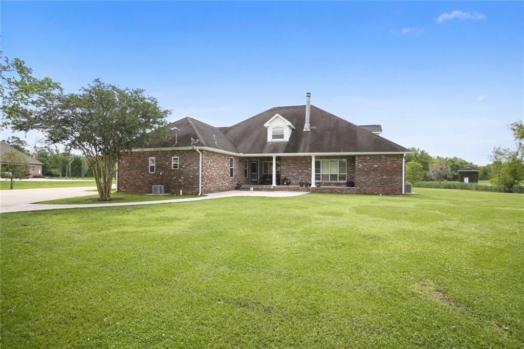 1070 Magnolia Ridge Road Boutte, LA 70039 - Photo 5 of 35