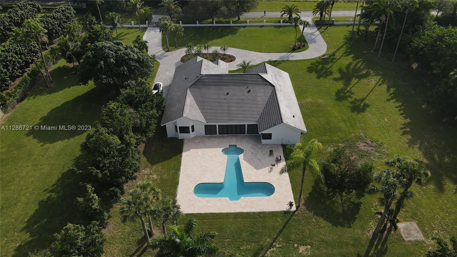 17795 Southwest 158th Street Miami, FL 33187 - Photo 32 of 35 Gallery Image 32