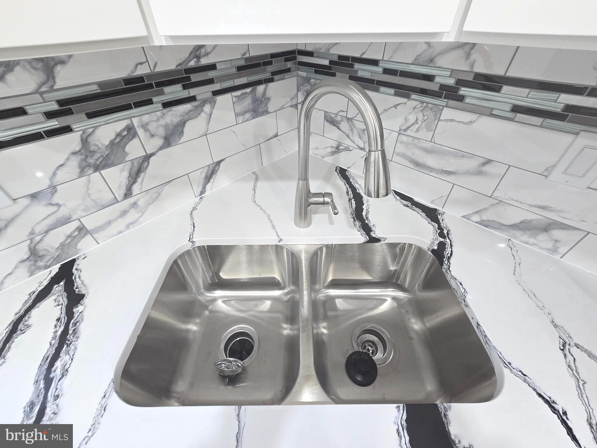 4813 Lawrence Street Alexandria, VA 22309 - Photo 20 of 66 a close view of utility