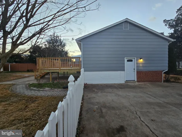 $699,000 | 4813 Lawrence Street, Alexandria, VA 22309