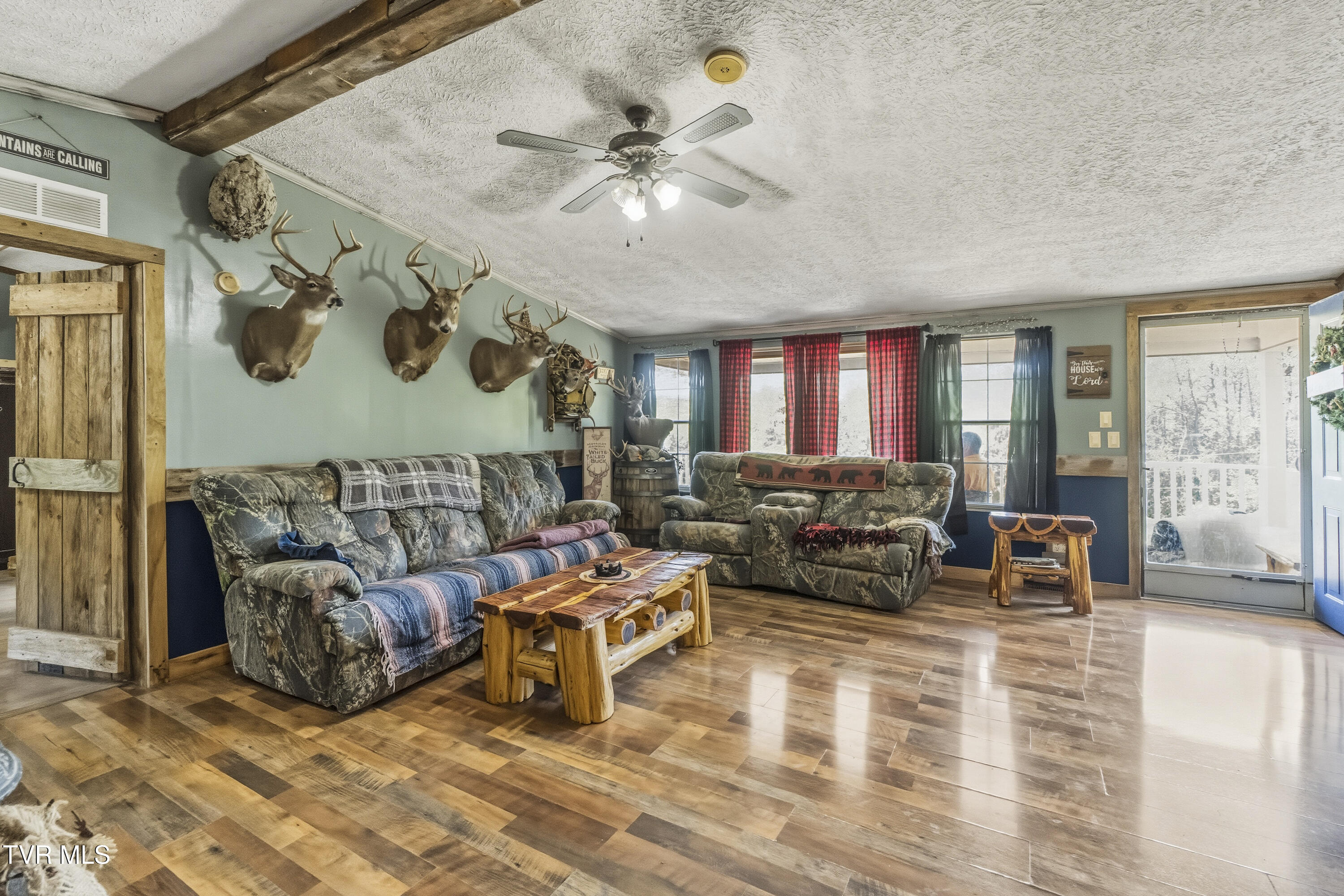 1475 Davis Valley Road Afton, TN 37616 - Photo 5 of 67 5