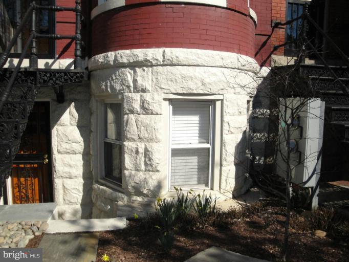 37 R Street Northwest Washington, DC 20001 - Photo 13 of 30 2 Electric Meters
