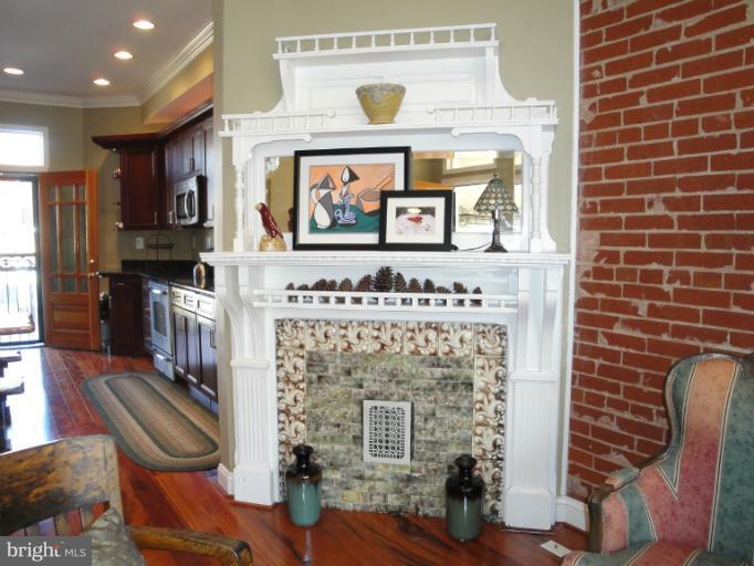 37 R Street Northwest Washington, DC 20001 - Photo 15 of 30 Interior (General)