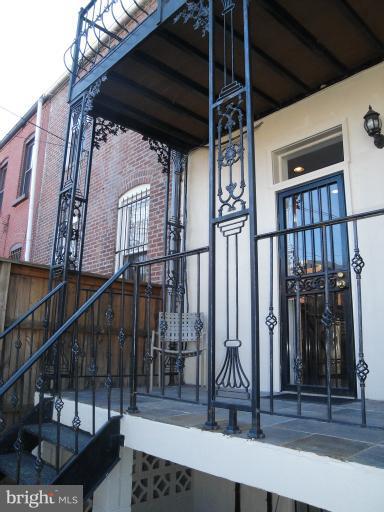37 R Street Northwest Washington, DC 20001 - Photo 23 of 30 Beautiful Iron Work