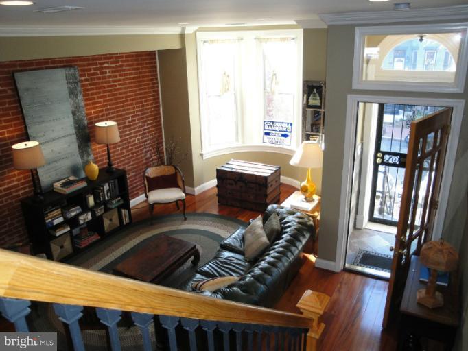 37 R Street Northwest Washington, DC 20001 - Photo 7 of 30 Interior (General)