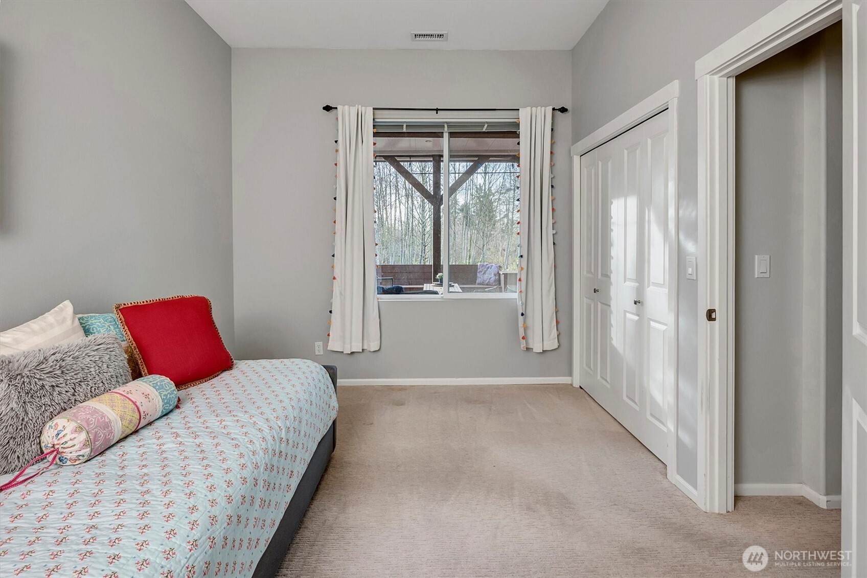 2109 Kennewick Place Northeast Renton, WA 98056 - Photo 25 of 32