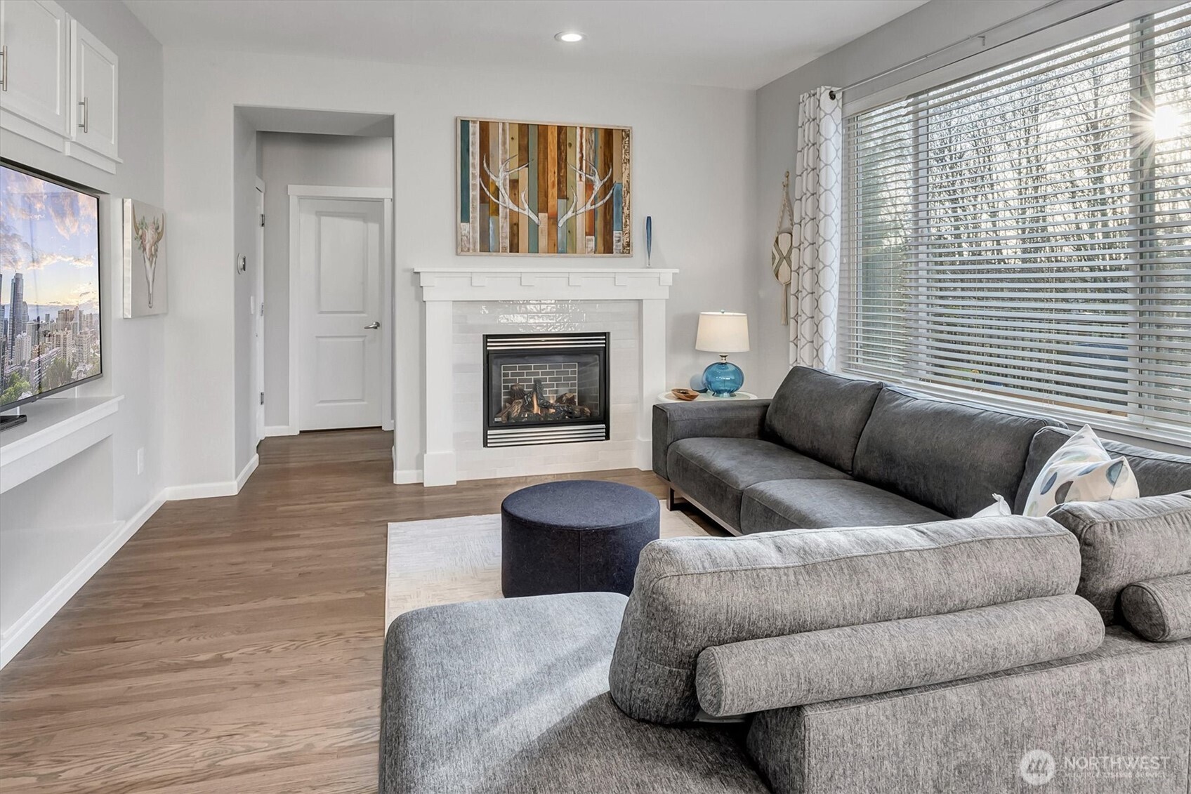 2109 Kennewick Place Northeast Renton, WA 98056 - Photo 8 of 32