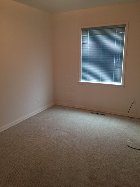1463 Country Club Road Columbus, OH 43227 - Photo 6 of 11 Gallery Image 6