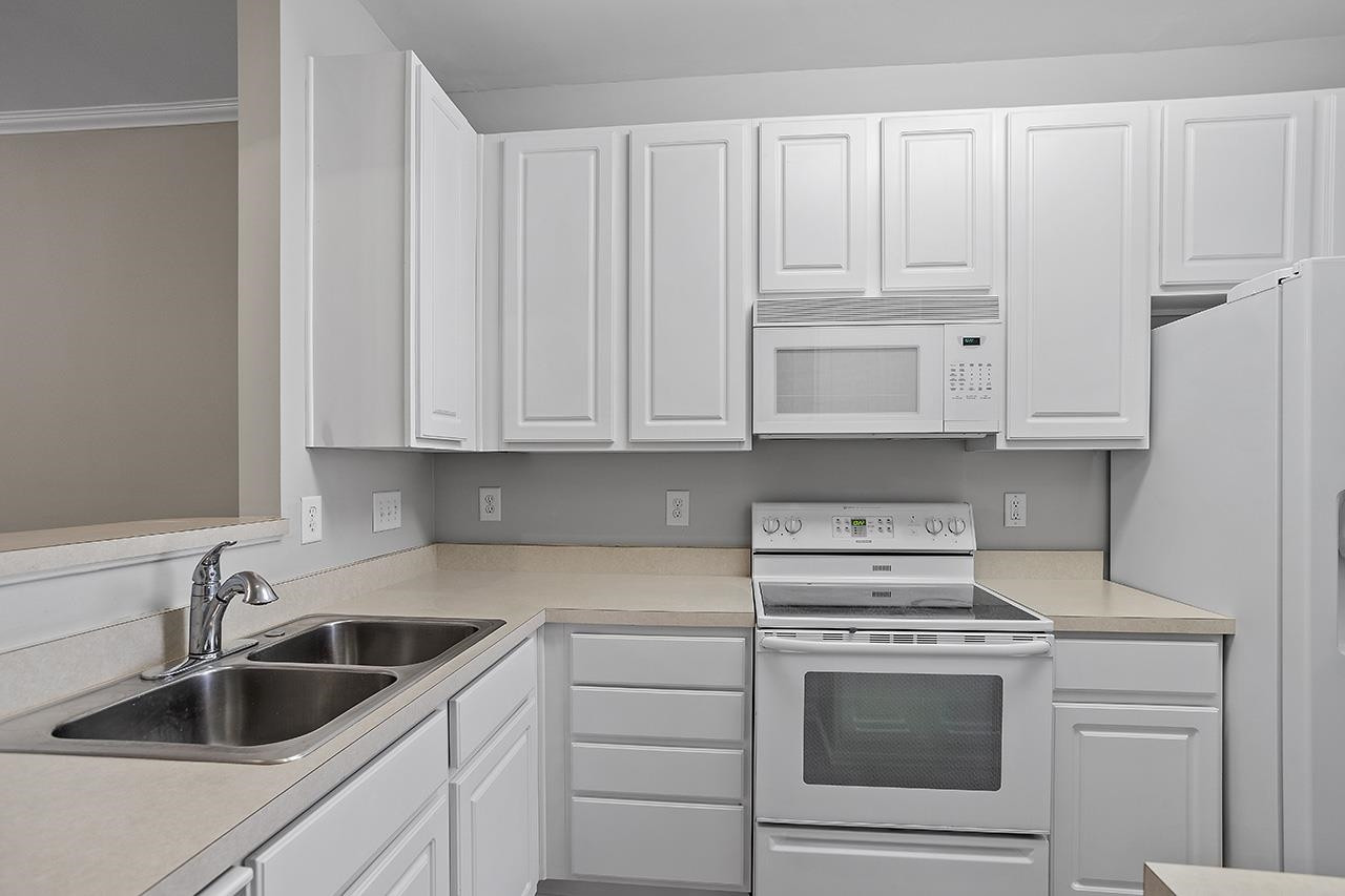 8224 City Loft Court Raleigh, NC 27613 - Photo 5 of 23 Photo 5