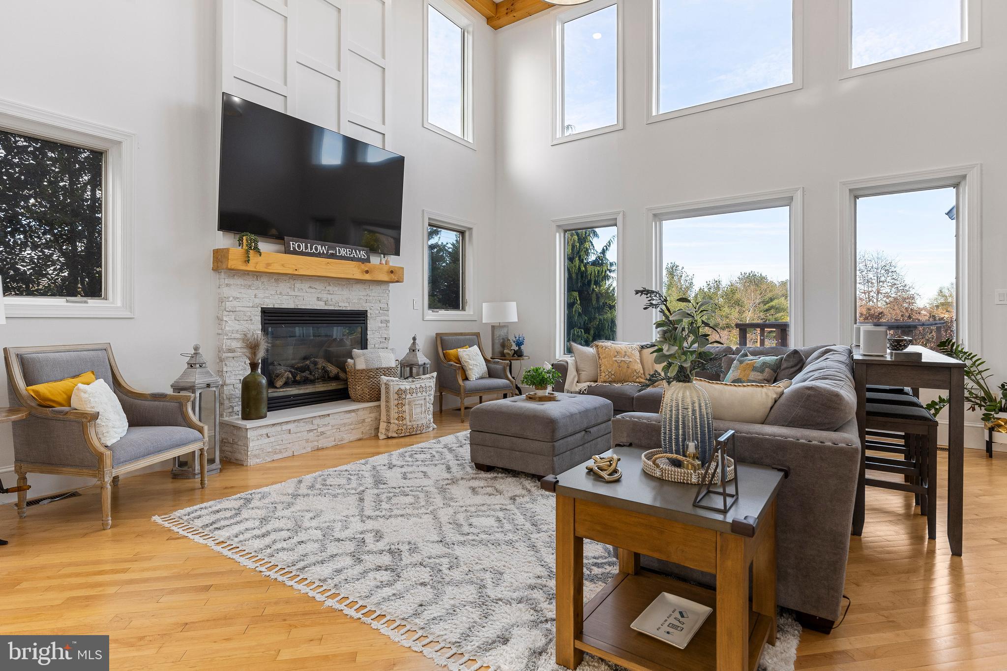 1739 7 Corner Road Perkasie, PA 18944 - Photo 7 of 63 Family/Great Room