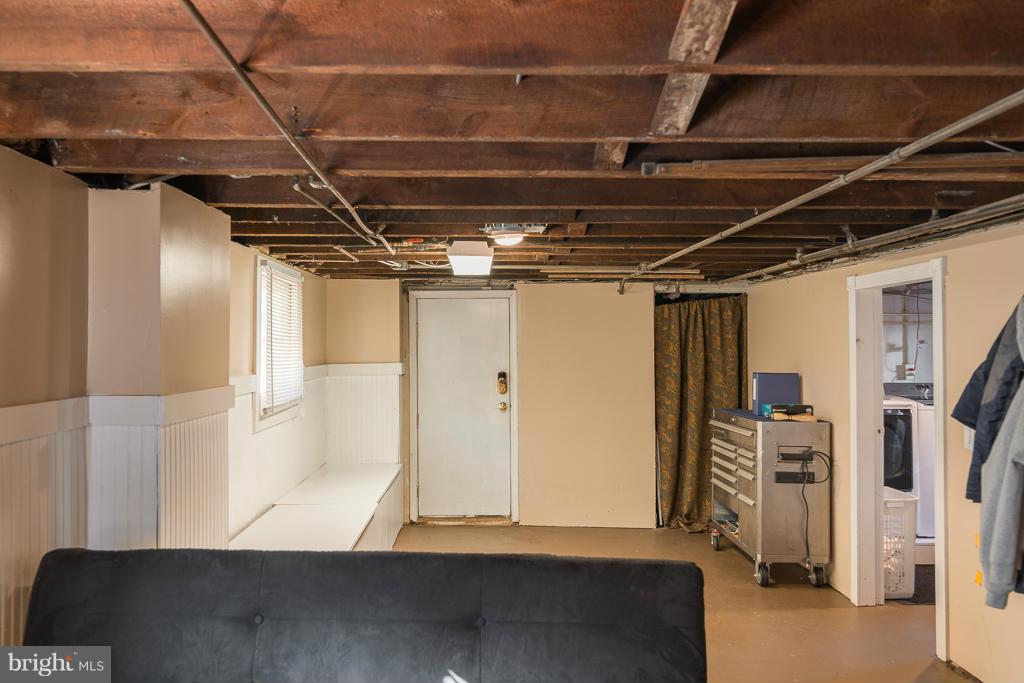 5014 Morello Road Baltimore, MD 21214 - Photo 21 of 29 a view of a storage room