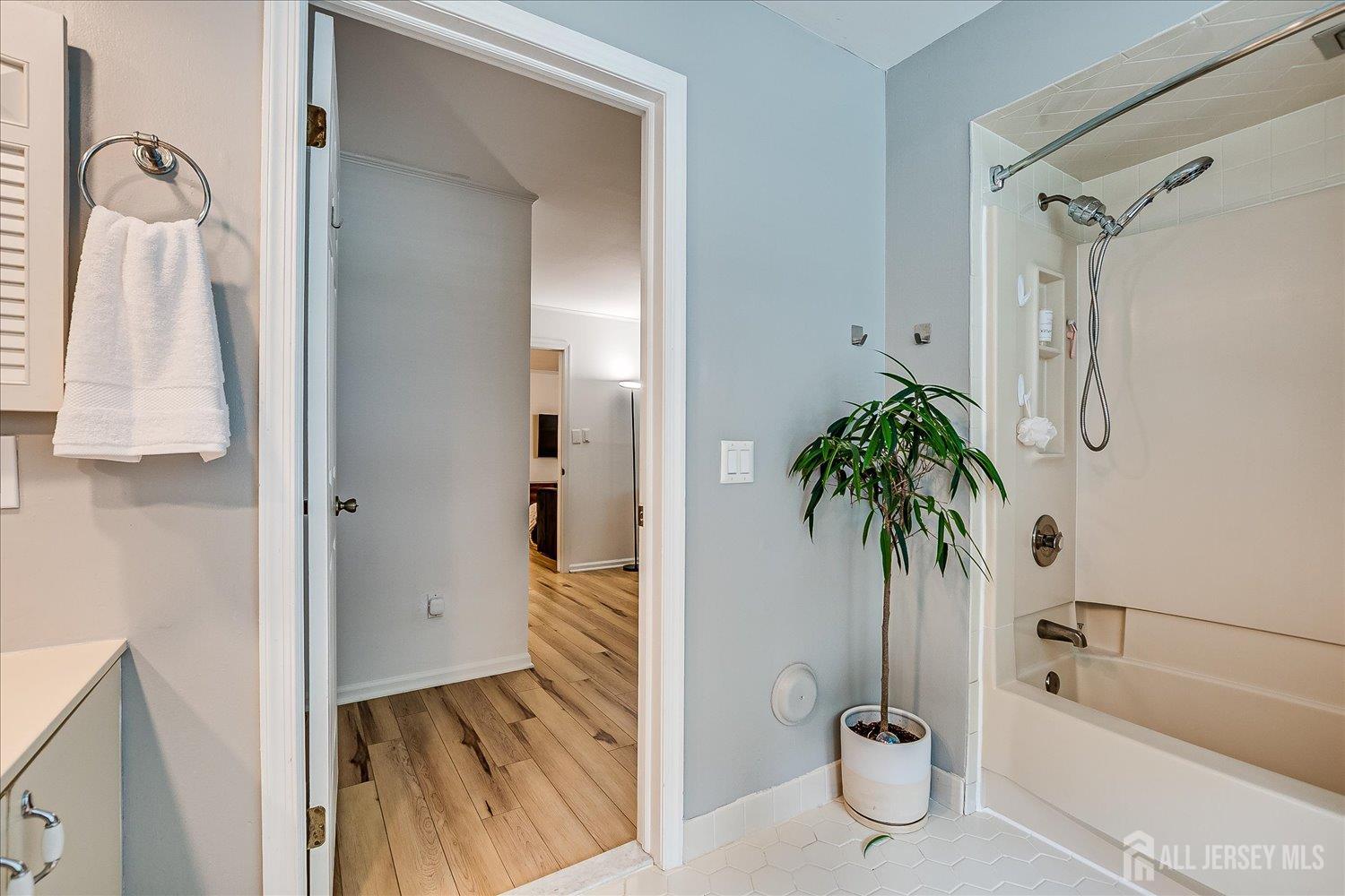 2701 Ridgefield Court Helmetta, NJ 08828 - Photo 25 of 39