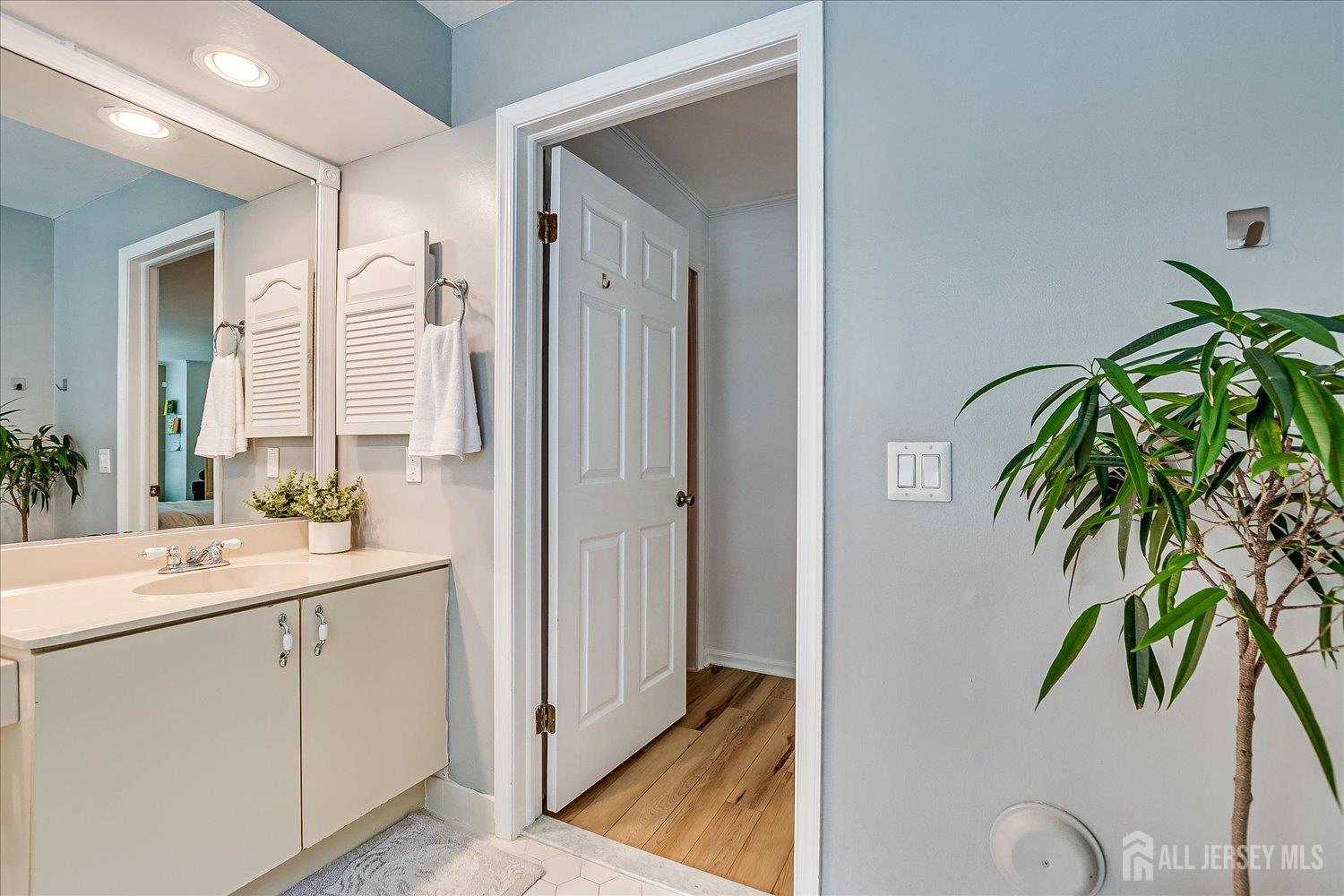 2701 Ridgefield Court Helmetta, NJ 08828 - Photo 26 of 39