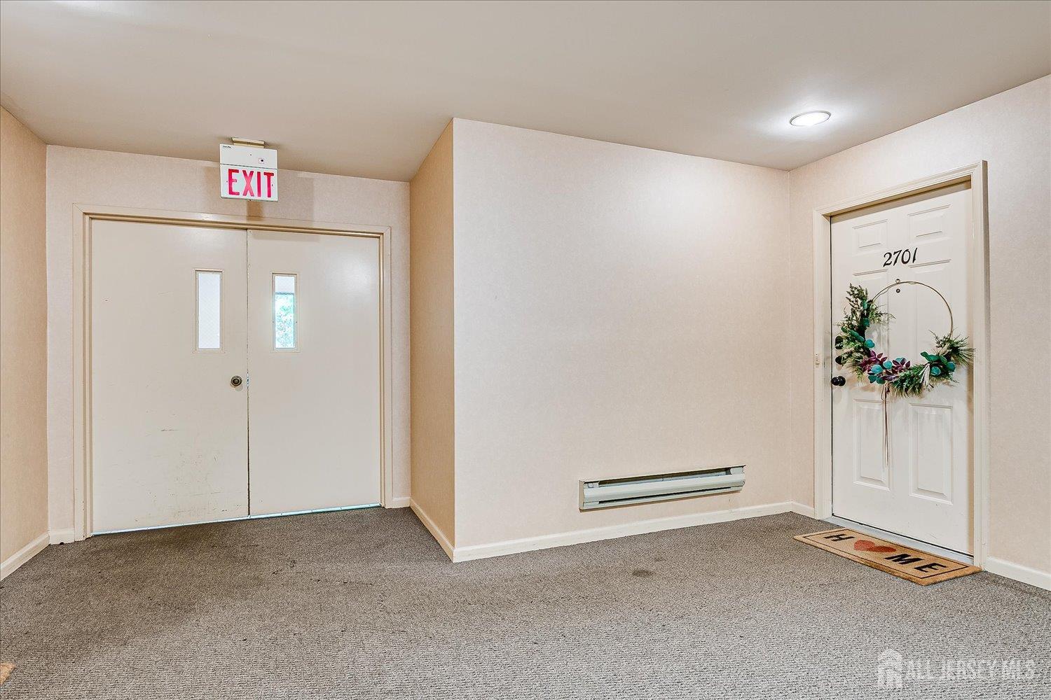 2701 Ridgefield Court Helmetta, NJ 08828 - Photo 3 of 39