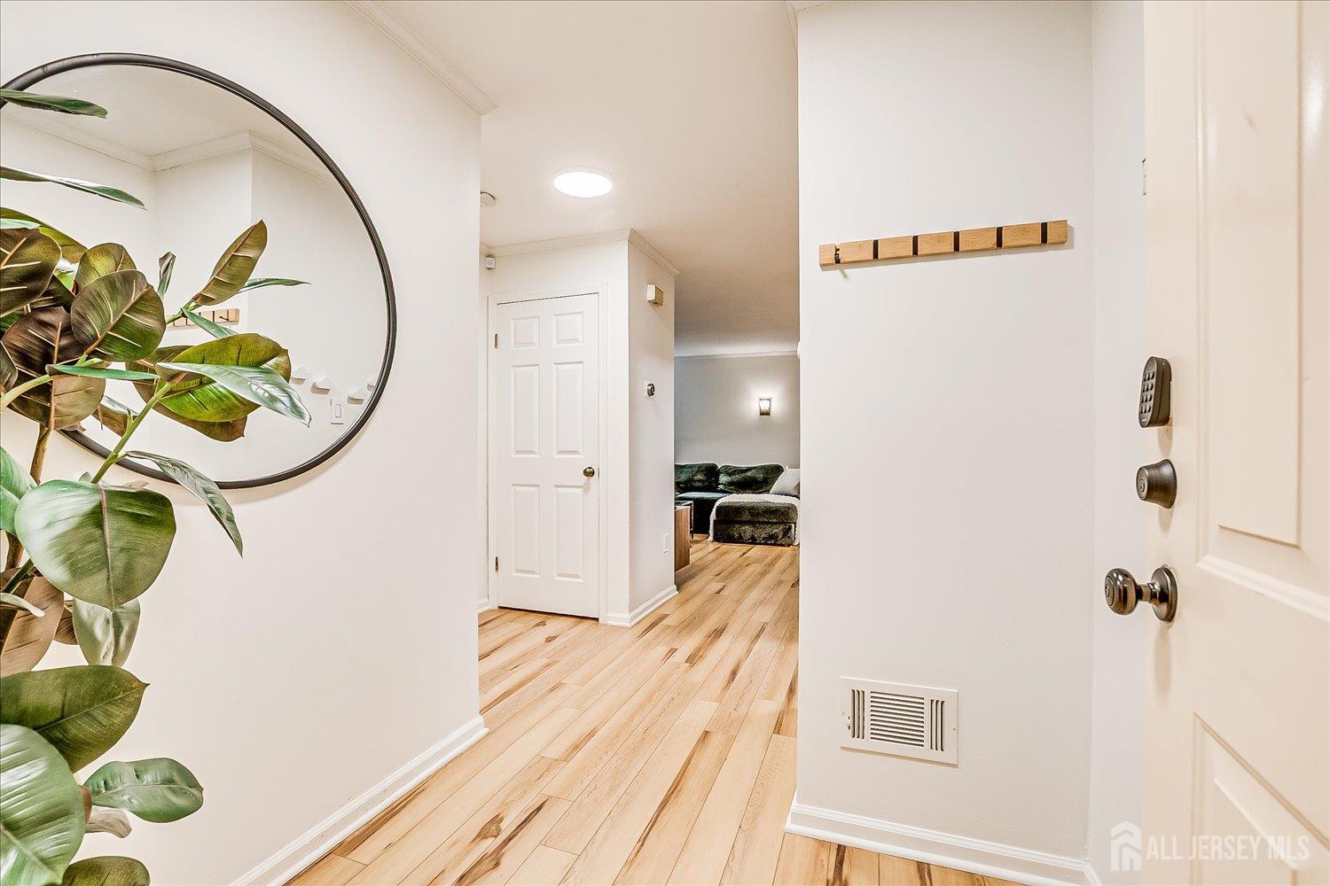 2701 Ridgefield Court Helmetta, NJ 08828 - Photo 5 of 39