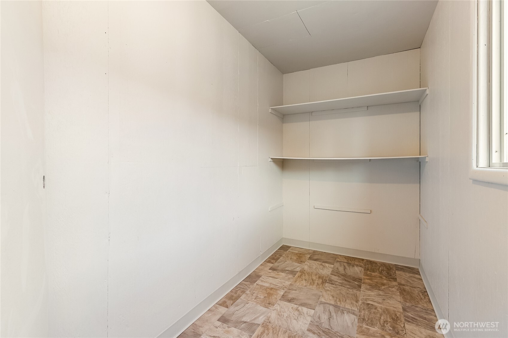 1510 E Street Lynden, WA 98264 - Photo 26 of 32 a view of an empty room