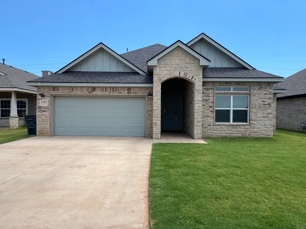 $2,295 | 1703 Quincy Avenue, Lubbock, TX 79416