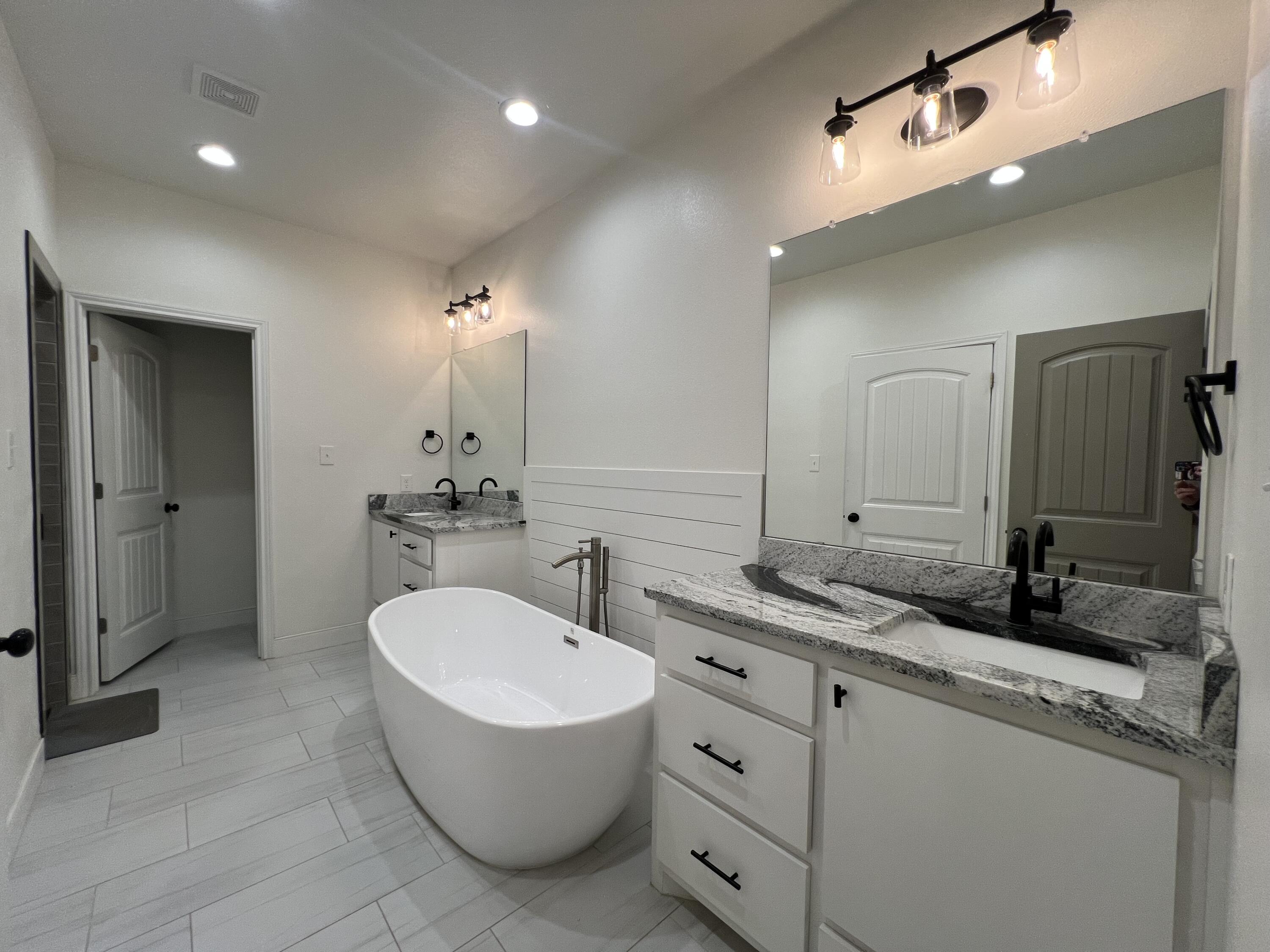 1703 Quincy Avenue Lubbock, TX 79416 - Photo 19 of 25 IMG_0933
