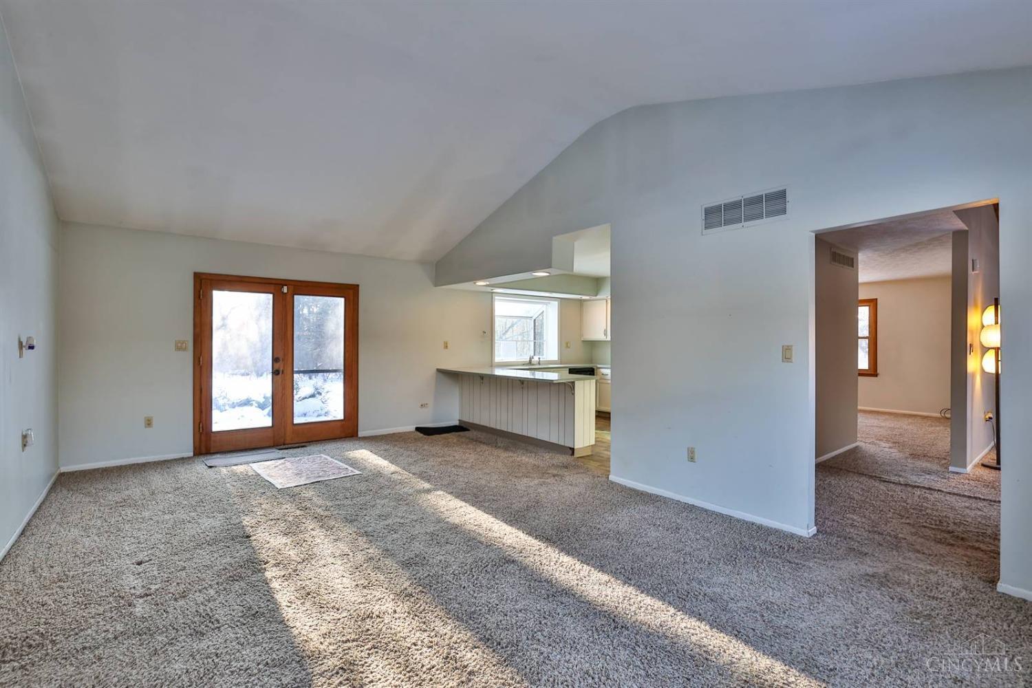 467 Irvin Road Blanchester, OH 45107 - Photo 10 of 52 Gallery Image 10