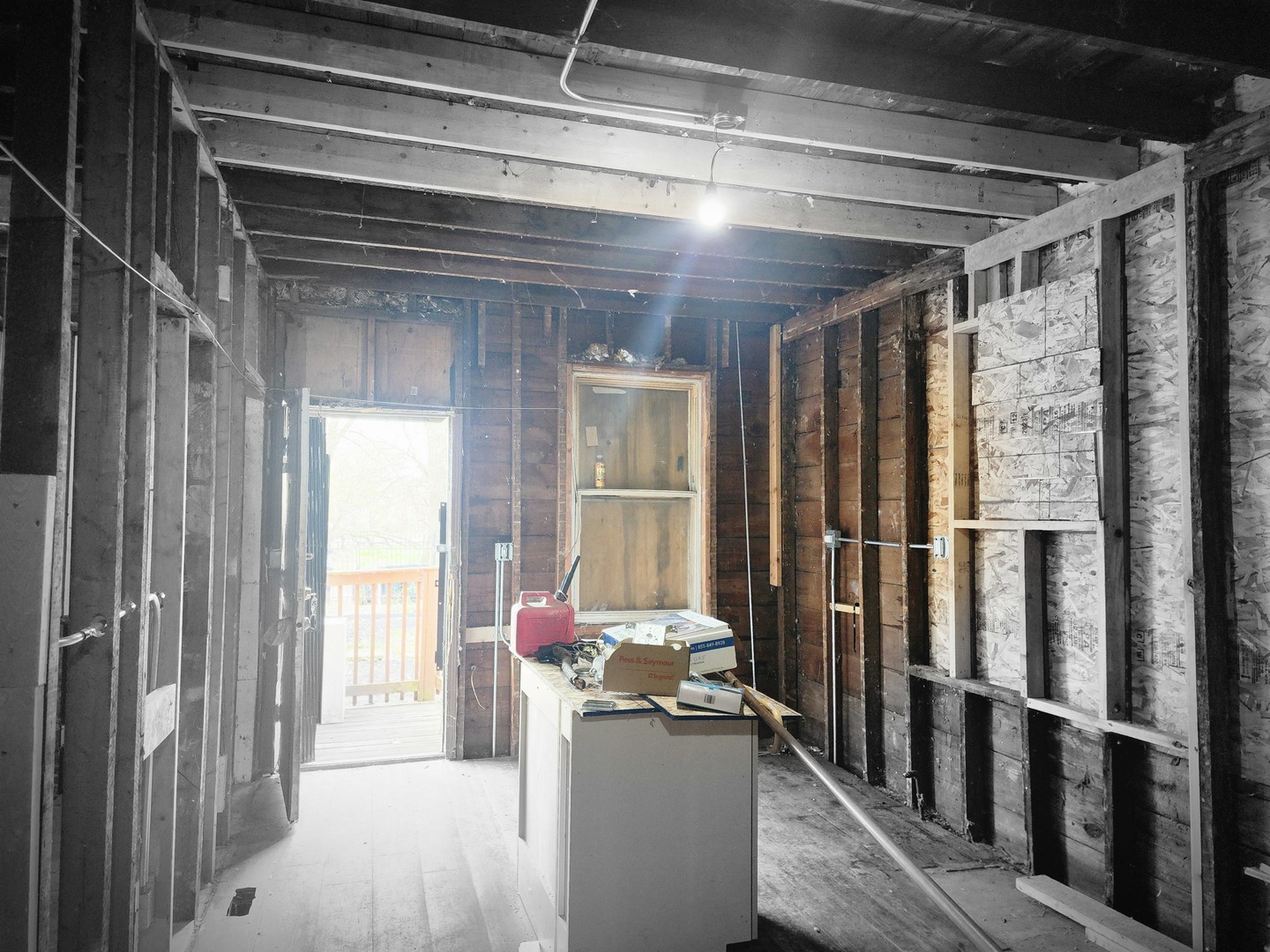 6953 South Elizabeth Street Chicago, IL 60636 - Photo 14 of 20 a view of a hallway with furniture and front door