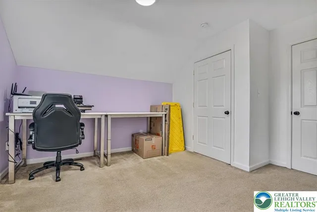 $449,900 | 401 Pierce Lane, East Stroudsburg, PA 18301