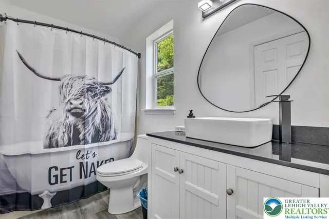 $449,900 | 401 Pierce Lane, East Stroudsburg, PA 18301