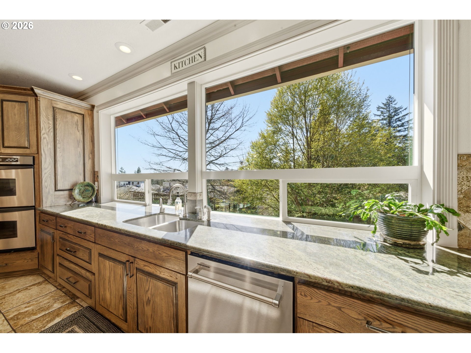 2910 Southeast 282nd Court Camas, WA 98607 - Photo 16 of 48 Kitchen