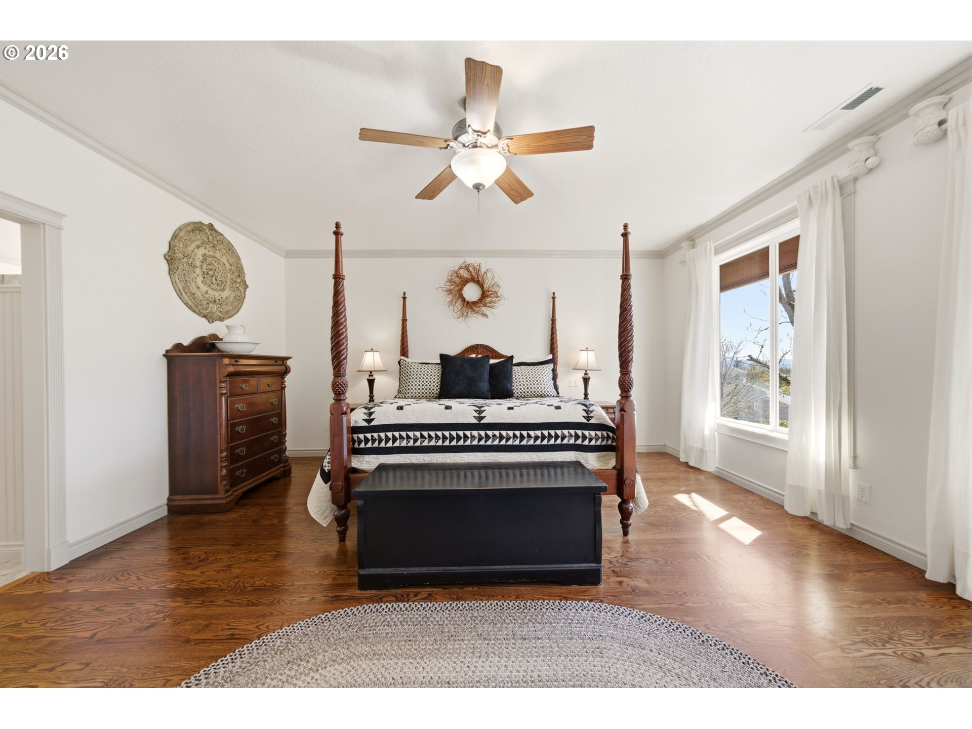 2910 Southeast 282nd Court Camas, WA 98607 - Photo 26 of 48 Owner's Suite Bedroom