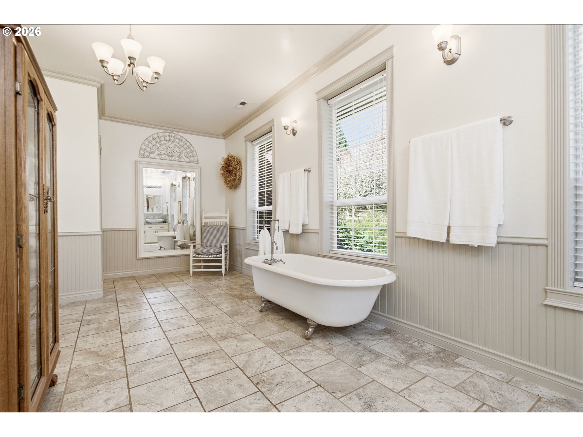 2910 Southeast 282nd Court Camas, WA 98607 - Photo 30 of 48 Owner's Suite Bathroom