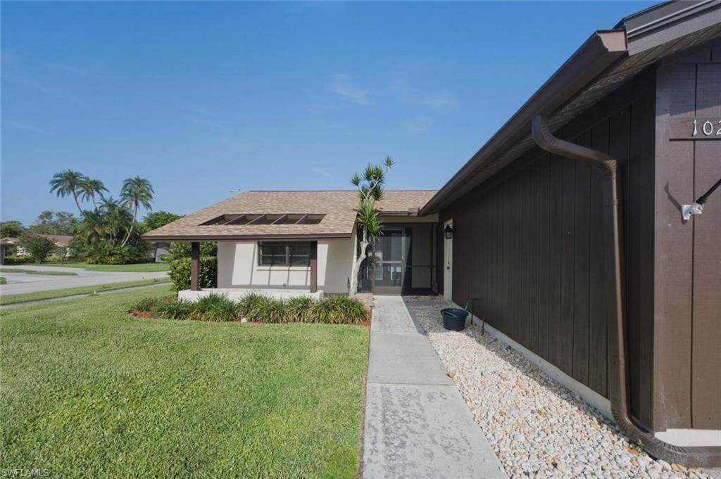 102 Round Key Circle, Unit G3 Naples, FL 34112 - Photo 3 of 34