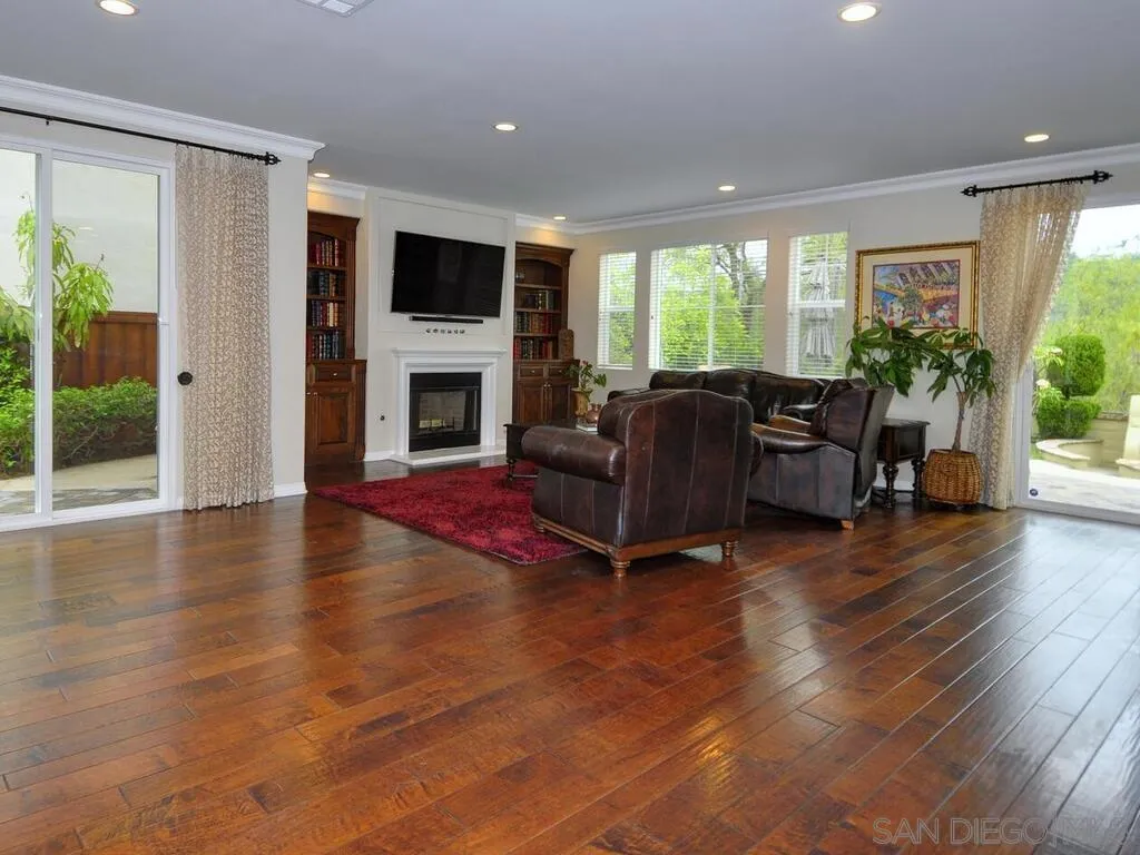 2421 Mica Road Carlsbad, CA 92009 - Photo 11 of 40 Gallery Image 11