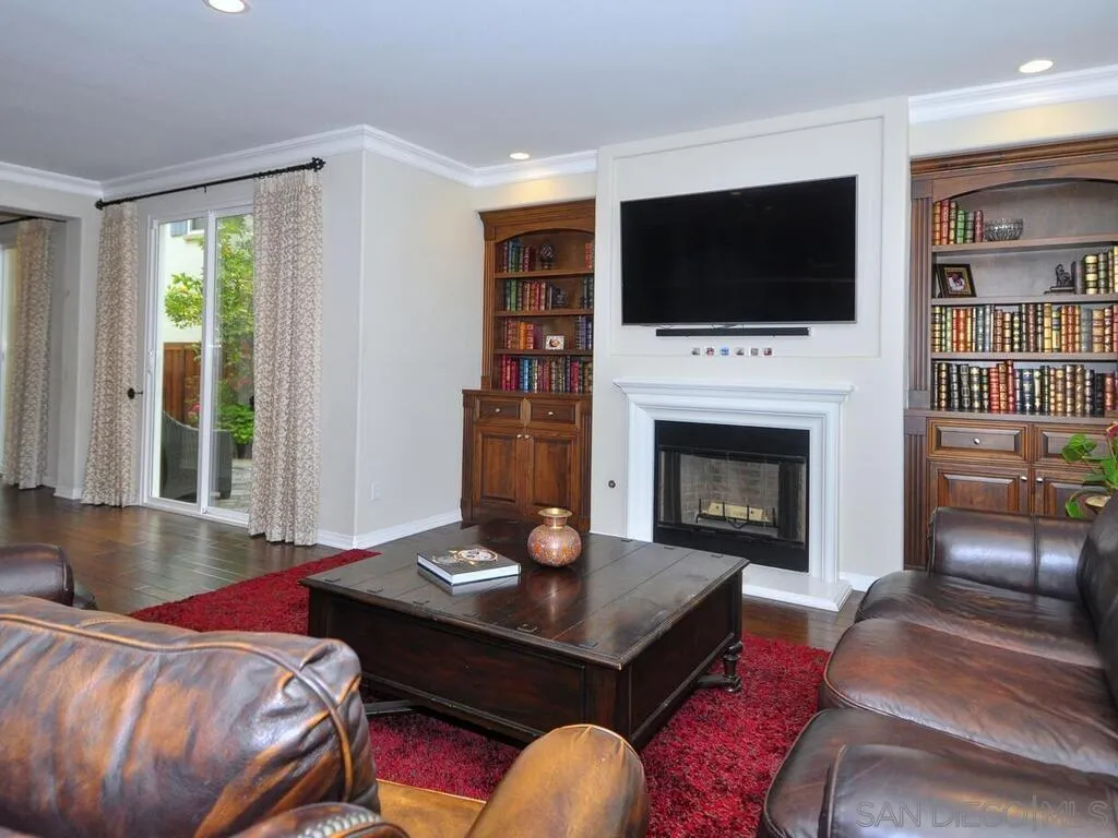 2421 Mica Road Carlsbad, CA 92009 - Photo 13 of 40 Gallery Image 13