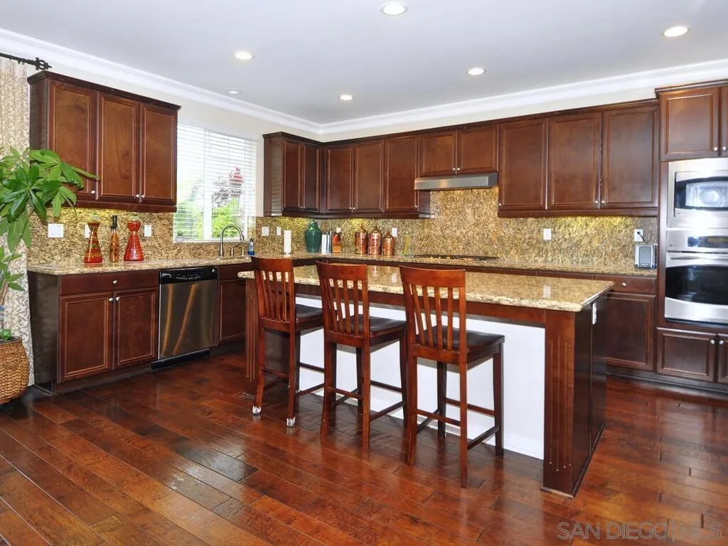 2421 Mica Road Carlsbad, CA 92009 - Photo 15 of 40 Gallery Image 15