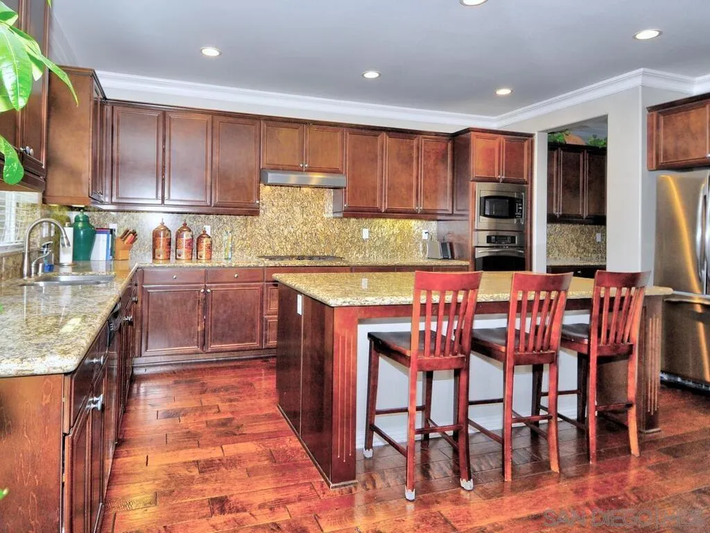 2421 Mica Road Carlsbad, CA 92009 - Photo 16 of 40 Gallery Image 16