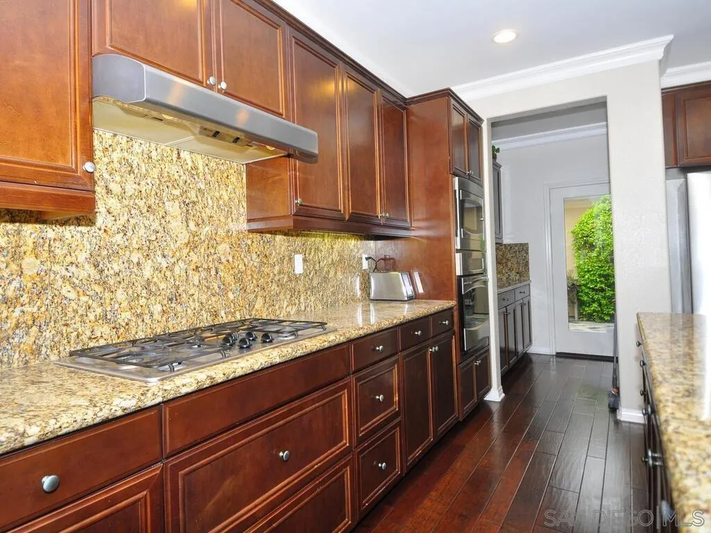2421 Mica Road Carlsbad, CA 92009 - Photo 19 of 40 Gallery Image 19