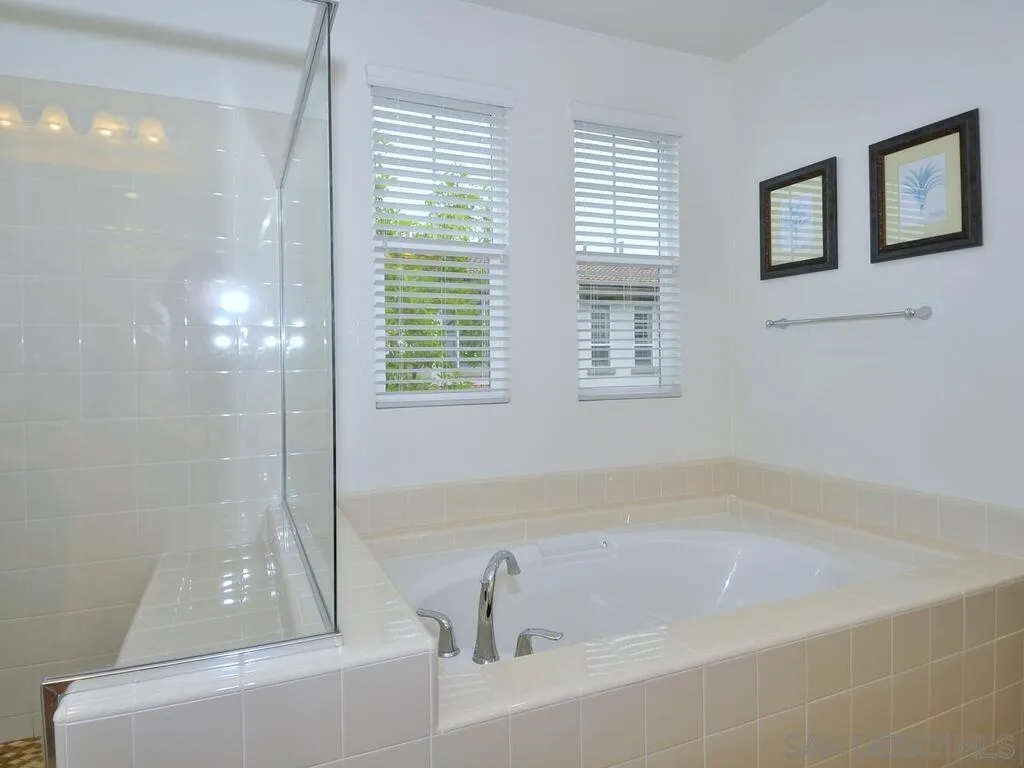 2421 Mica Road Carlsbad, CA 92009 - Photo 27 of 40 Gallery Image 27
