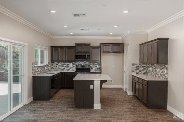 $415,000 | Undisclosed Address, Shafter, CA 93263