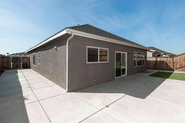 $415,000 | Undisclosed Address, Shafter, CA 93263
