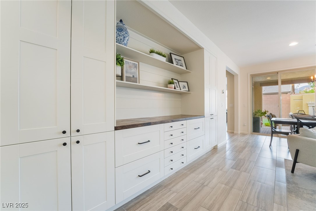 2556 Sable Ridge Street Henderson, NV 89044 - Photo 8 of 45 View of hall