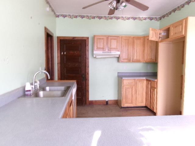 100 Main Street Ellisville, IL 61431 - Photo 9 of 23