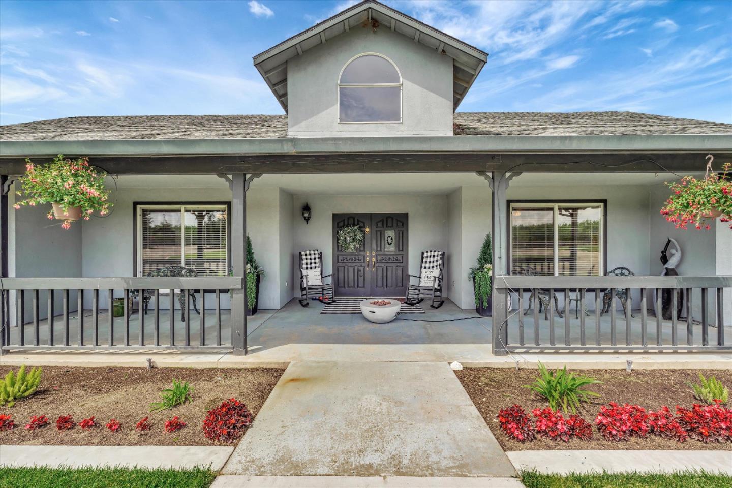 10055 South Henry Road Farmington, CA 95230 - Photo 11 of 98 Gallery Image 11