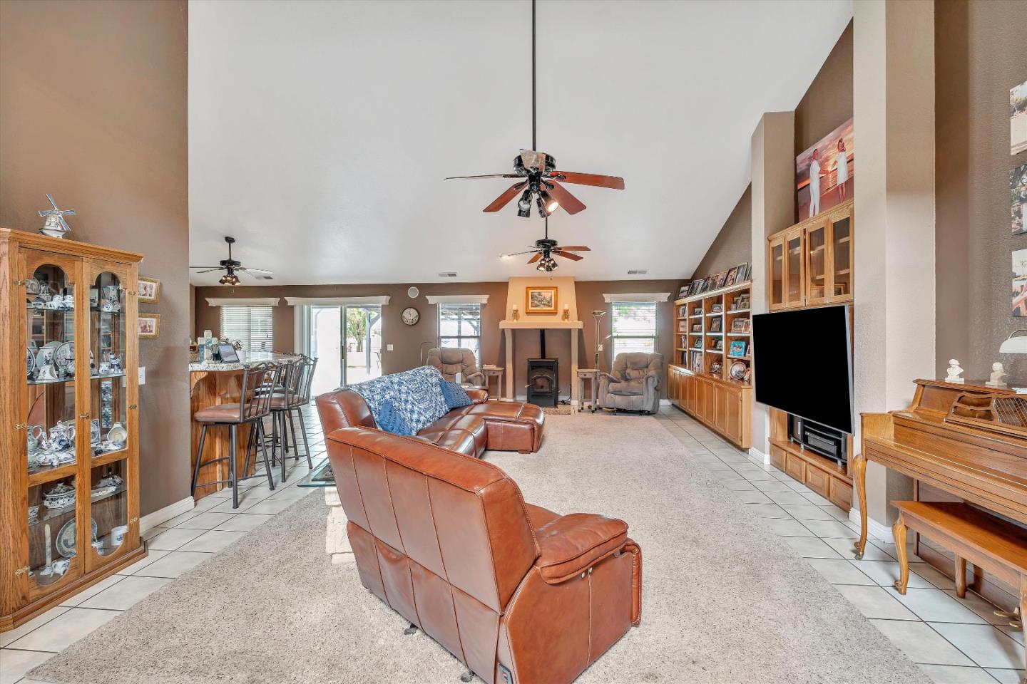 10055 South Henry Road Farmington, CA 95230 - Photo 15 of 98 Gallery Image 15
