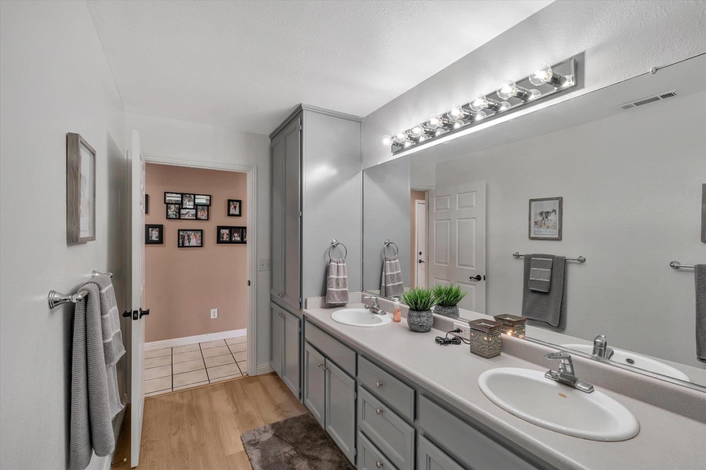 10055 South Henry Road Farmington, CA 95230 - Photo 46 of 98 Gallery Image 46