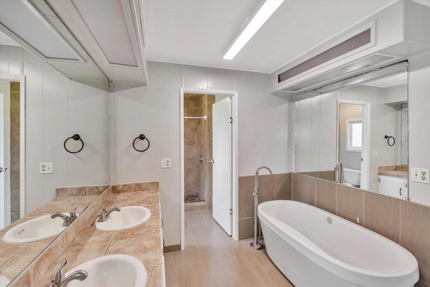 10055 South Henry Road Farmington, CA 95230 - Photo 79 of 98 Gallery Image 79