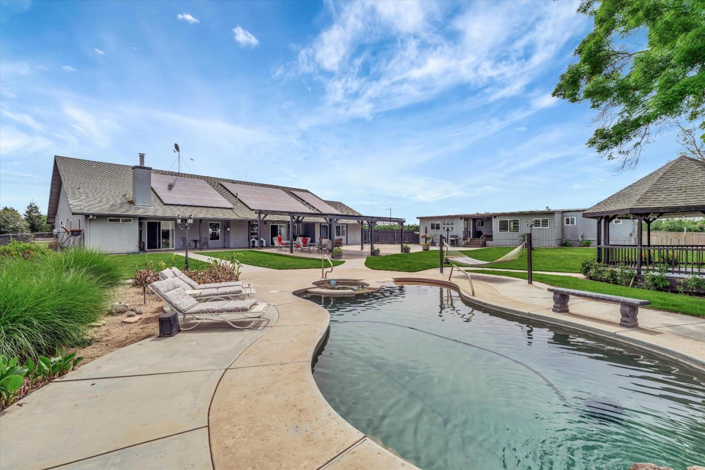 10055 South Henry Road Farmington, CA 95230 - Photo 95 of 98 Gallery Image 95