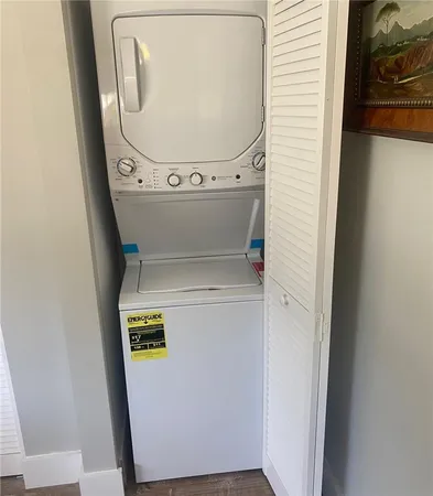 $1,900 | 2250 Northeast 36th Street, Lighthouse Point, FL 33064