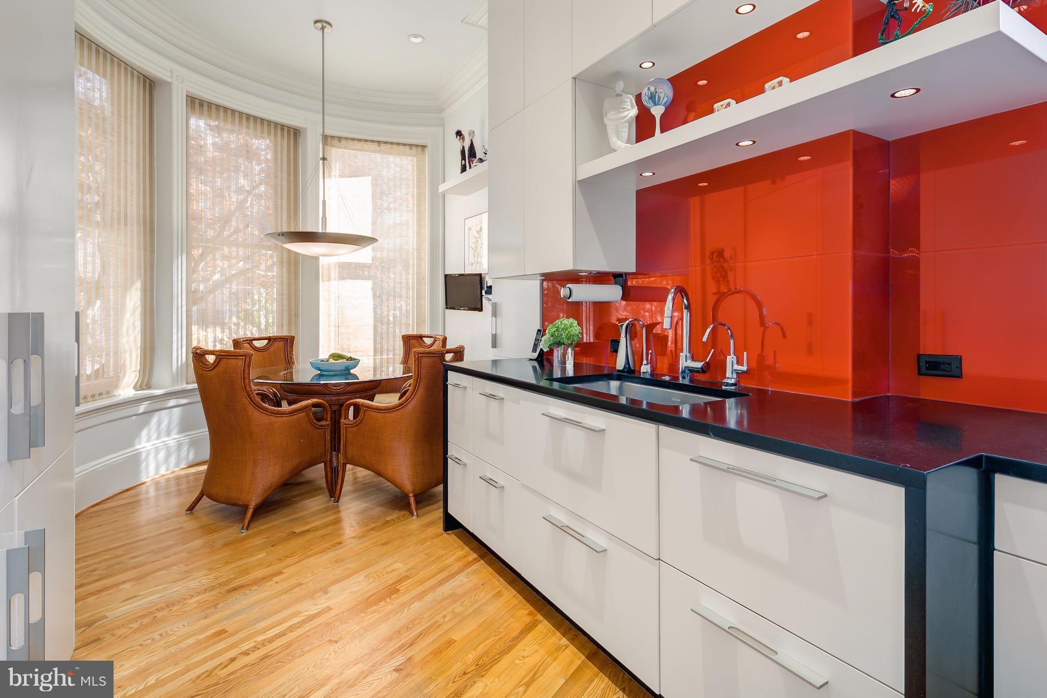 1616 22nd Street Northwest Washington, DC 20008 - Photo 7 of 27 Table space