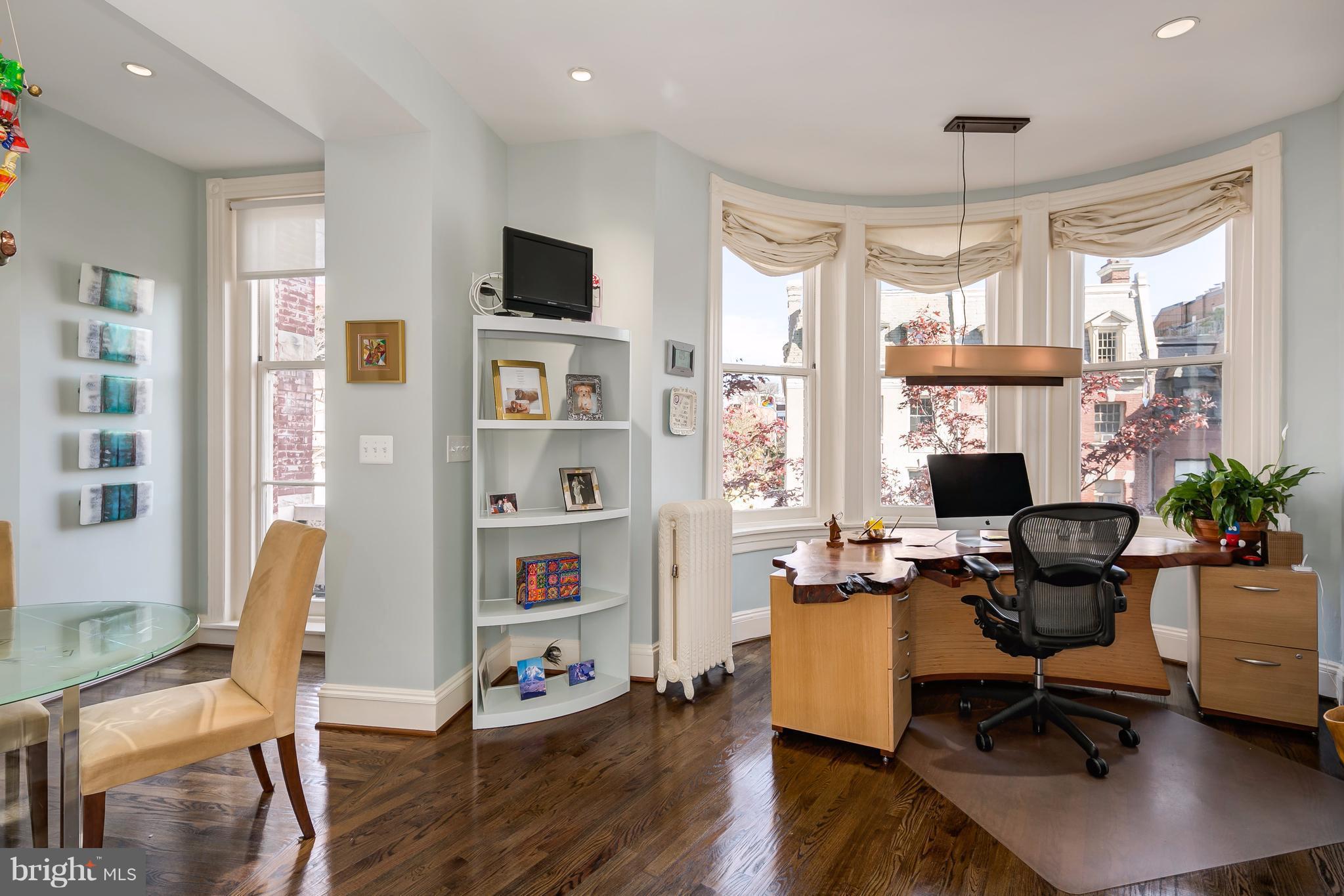 1616 22nd Street Northwest Washington, DC 20008 - Photo 10 of 27 Bedroom/Office on U1